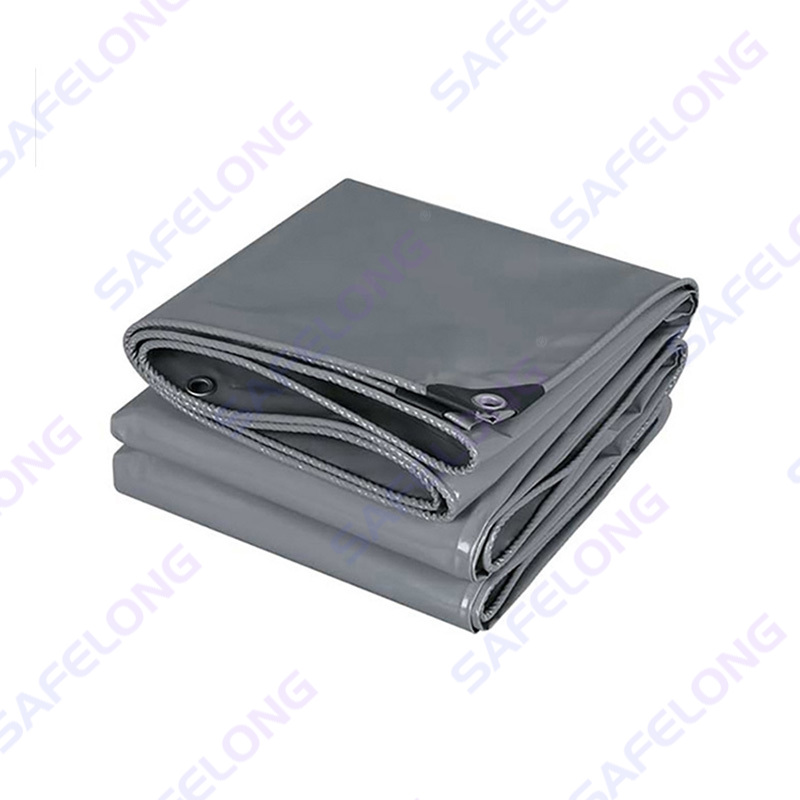 Tấm bạt được cạo bằng dao